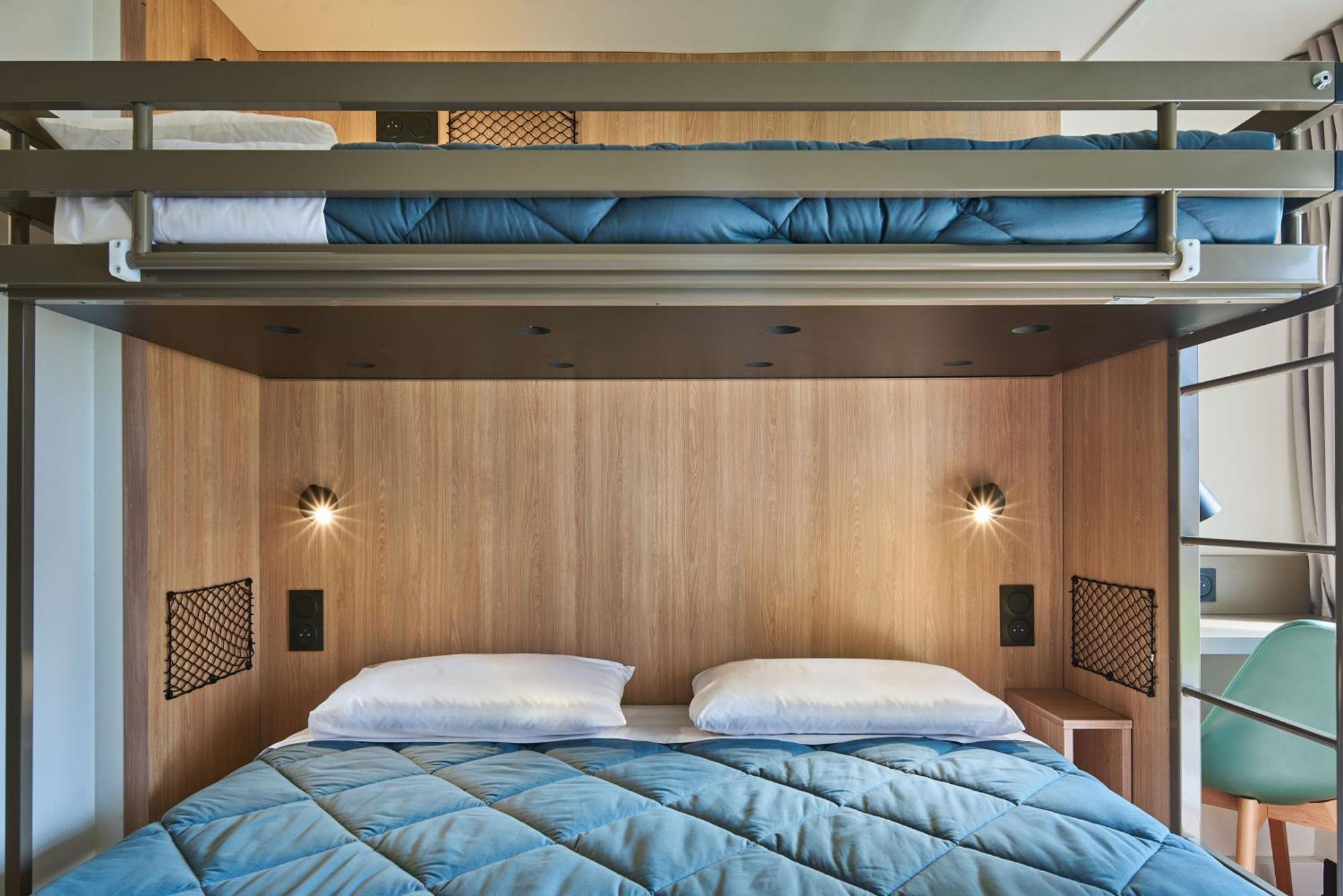 แปร์มิแยร์ กลาสส์ วาลองเซียนส์ ซูด รูวินีส์ โฮเต็ล Hotel Prouvy ภายนอก รูปภาพ